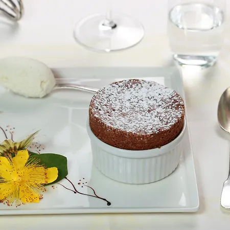 Hotel Chateau D'isenbourg &