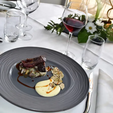 Chateau D'isenbourg & 5*