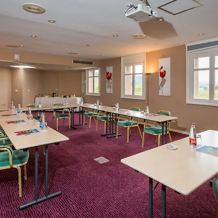 Chateau D'isenbourg & Hotel 5*