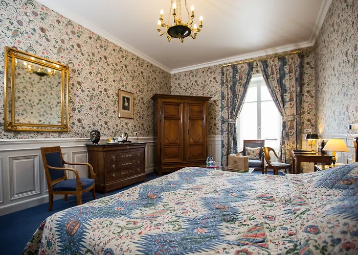 Hotel Chateau D'isenbourg &