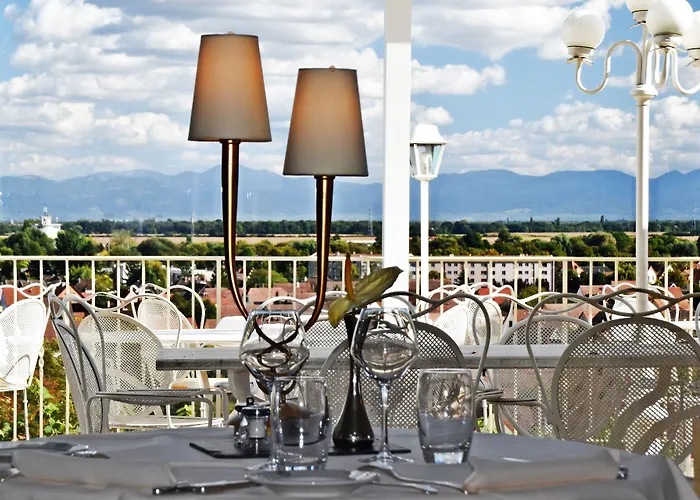 Chateau D'isenbourg & Hotel 5*