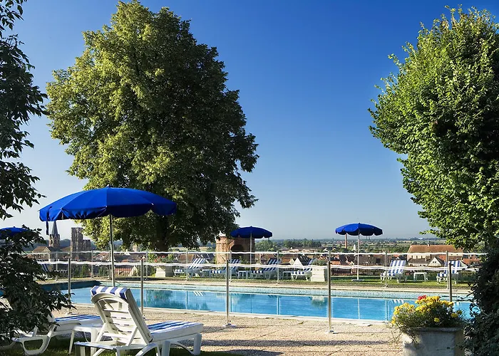 Chateau D'isenbourg & 5* רופאק